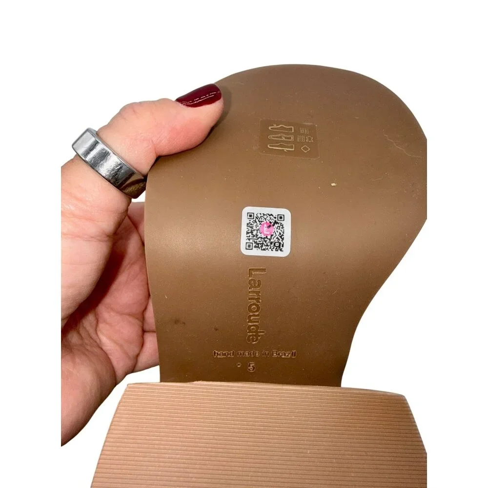 Larroude Wanda Sandal Satin Lemon NWB - Size 5 - Picture 4 of 7